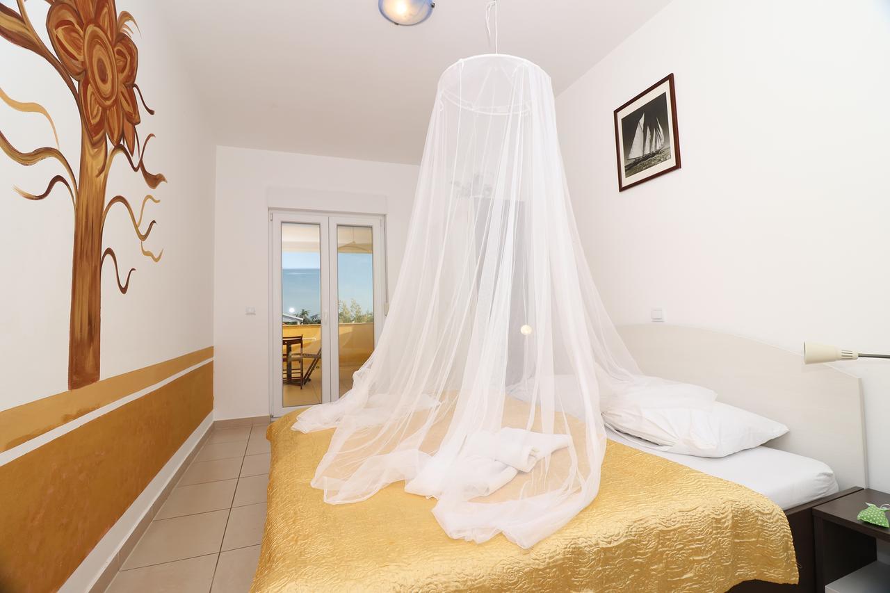 Villa Monsena Rovinj Bagian luar foto